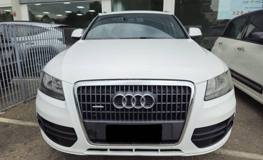 Audi Q5 2.0 TDI SLINE/QUATRO