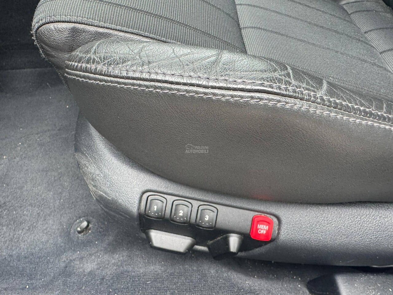 Škoda Superb 1.9 TDI F U L n o v