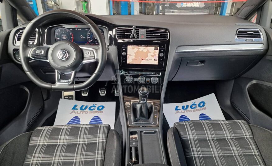 Volkswagen Golf 7 .5 1.4 TSI R LINE