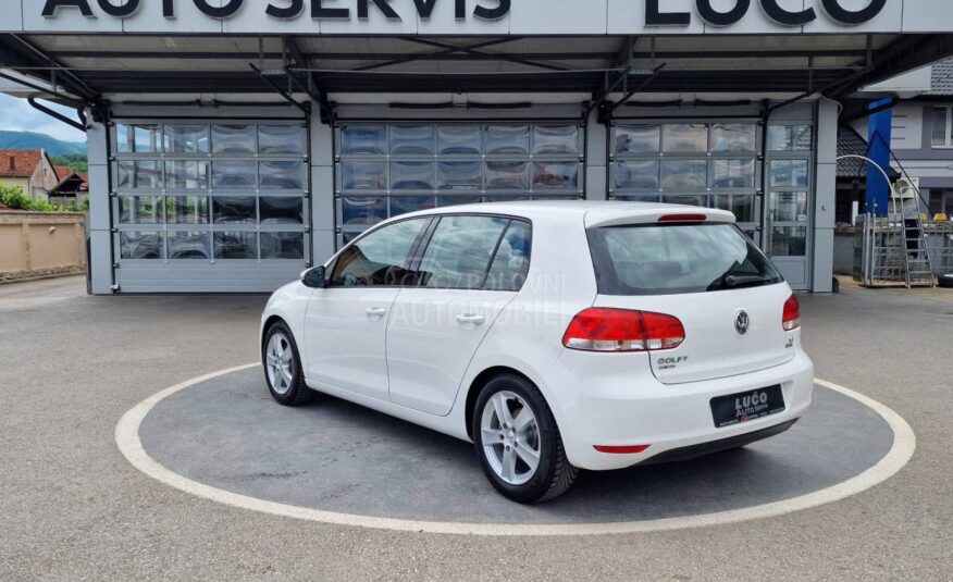 Volkswagen Golf 6 1.6 g as a test