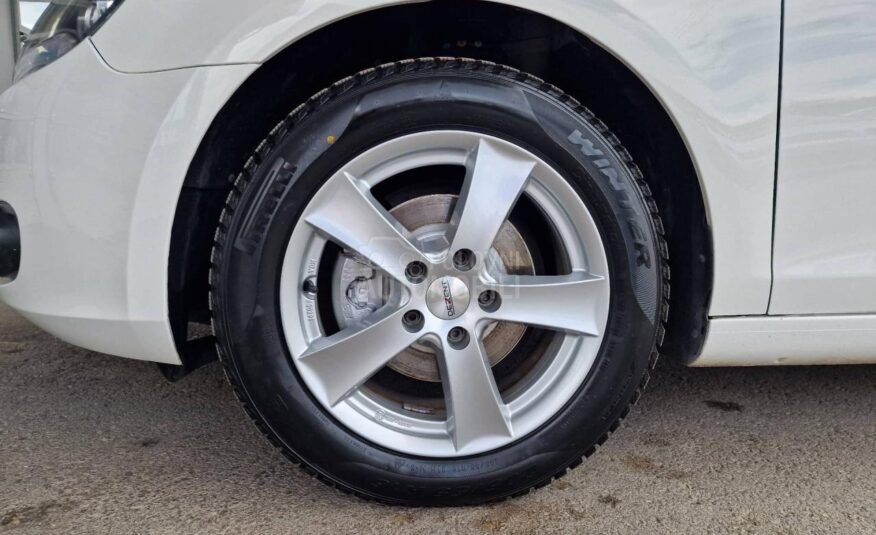 Volkswagen Golf 6 1.6 g as a test