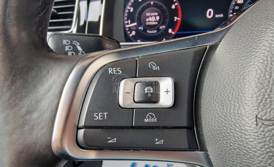 Volkswagen Golf 7 .5 1.4 TSI R LINE