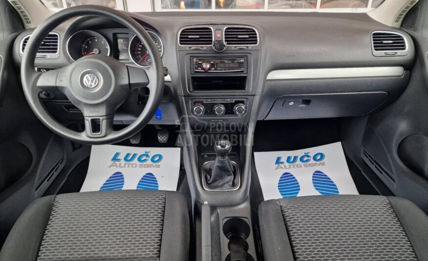 Volkswagen Golf 6 1.6 g as a test