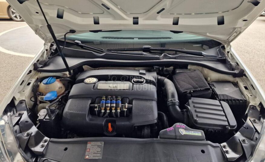 Volkswagen Golf 6 1.6 g as a test