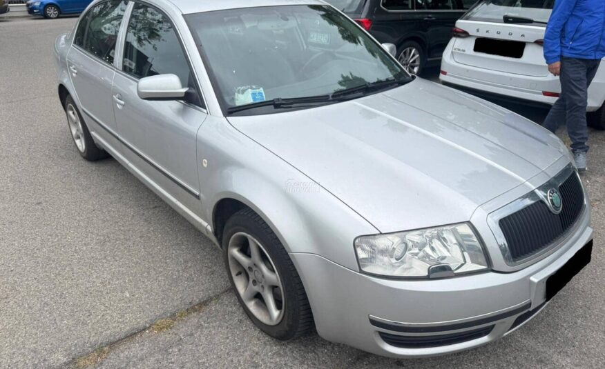 Škoda Superb 1.9 TDI F U L n o v