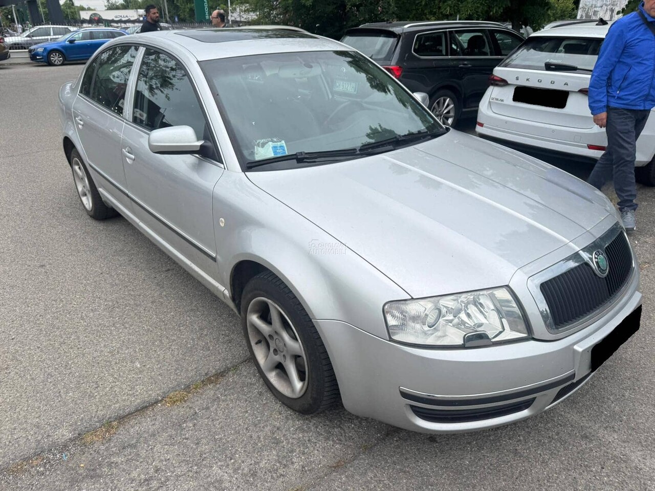 Škoda Superb 1.9 TDI F U L n o v