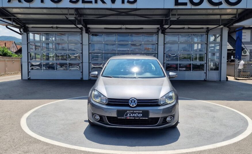 Volkswagen Golf 6 1.6 TDI xenon Led
