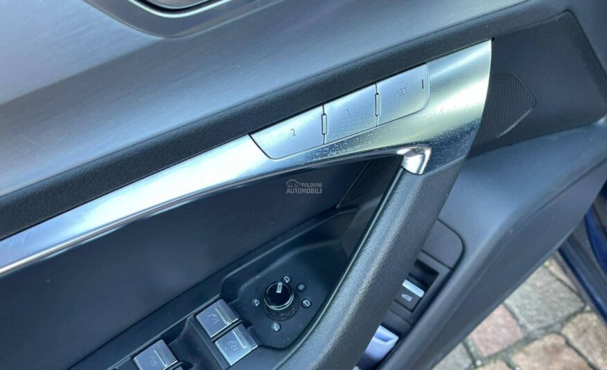 Audi A6 2.0TDI STRONIC AVANT