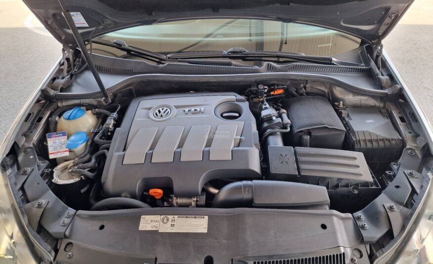 Volkswagen Golf 6 1.6 TDI xenon Led
