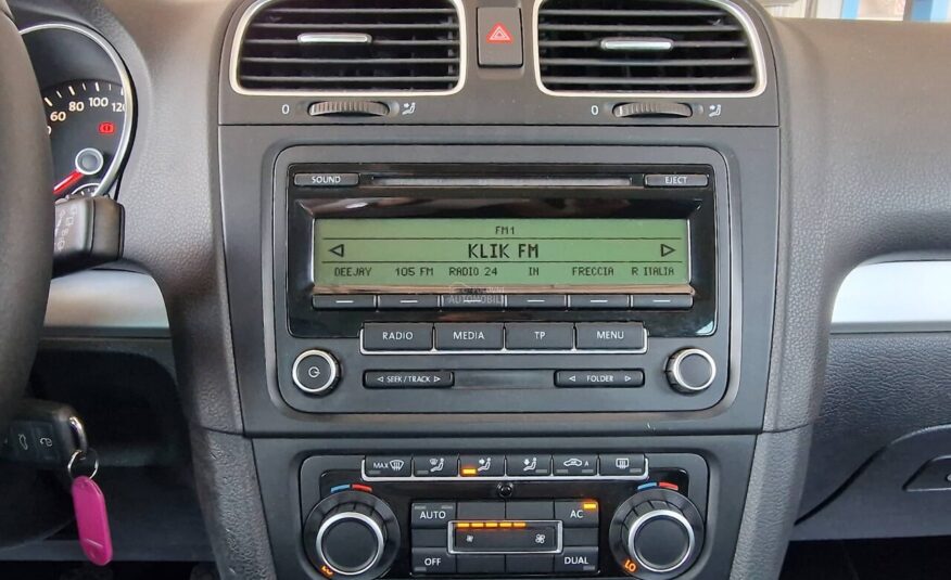 Volkswagen Golf 6 1.6 TDI HIGHLINE