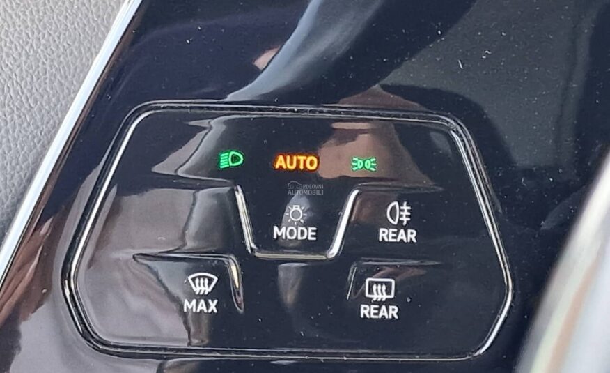 Volkswagen Golf 8 1.5 TGI