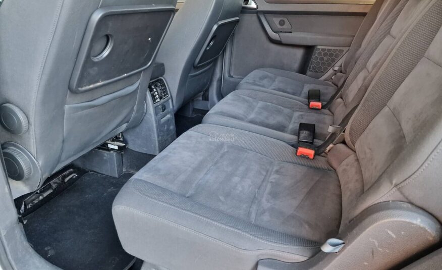 Volkswagen Touran 1.4 TSI DSG metan