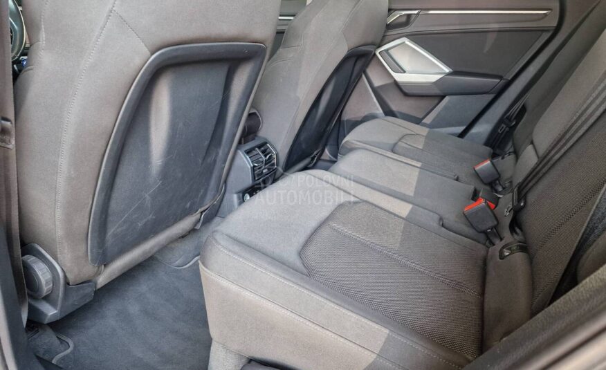 Audi Q3 2.0 TDI v.s ervis