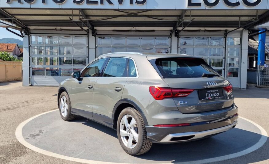 Audi Q3 2.0 TDI v.s ervis
