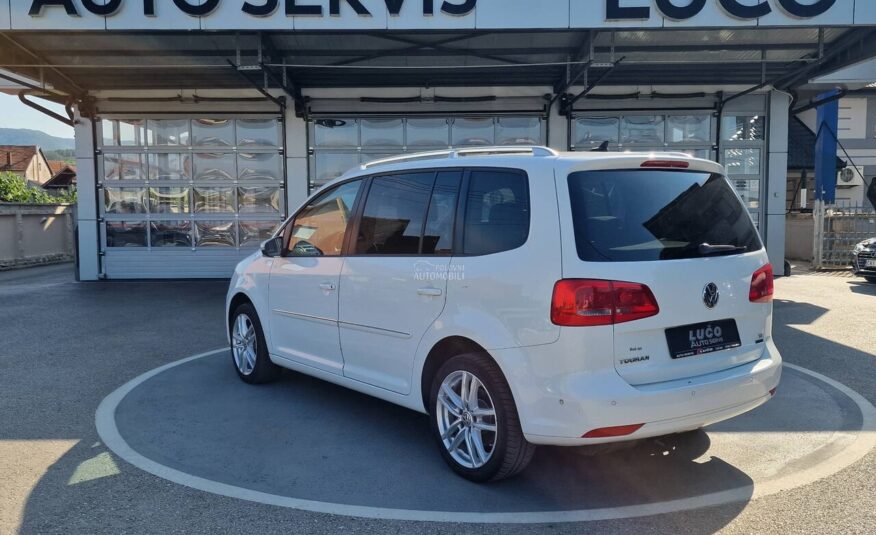 Volkswagen Touran 1.4 TSI DSG metan