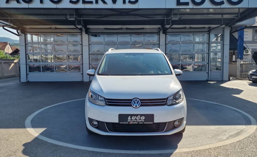 Volkswagen Touran 1.4 TSI DSG metan