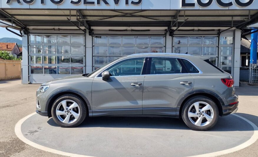 Audi Q3 2.0 TDI v.s ervis