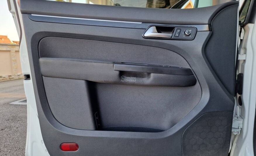 Volkswagen Touran 1.4 TSI DSG metan