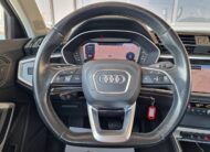 Audi Q3 2.0 TDI v.s ervis
