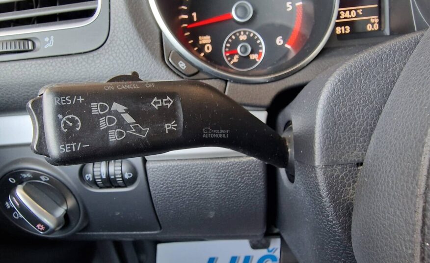 Volkswagen Golf 6 1.6 TDI HIGHLINE