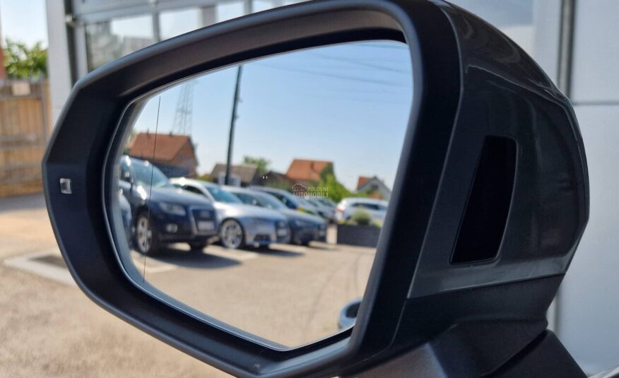 Audi Q3 2.0 TDI v.s ervis