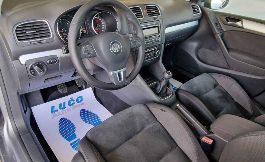 Volkswagen Golf 6 1.6 TDI HIGHLINE