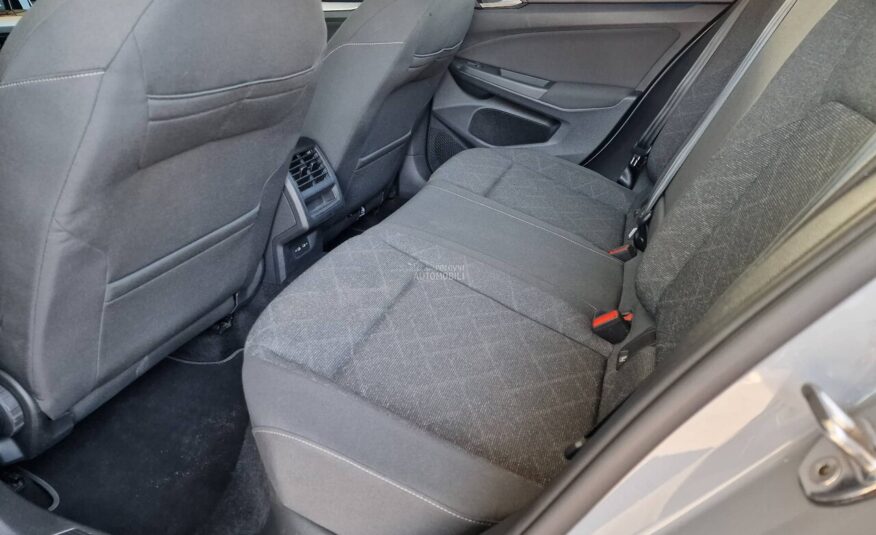 Volkswagen Golf 8 1.5 TGI