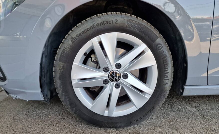 Volkswagen Golf 8 1.5 TGI