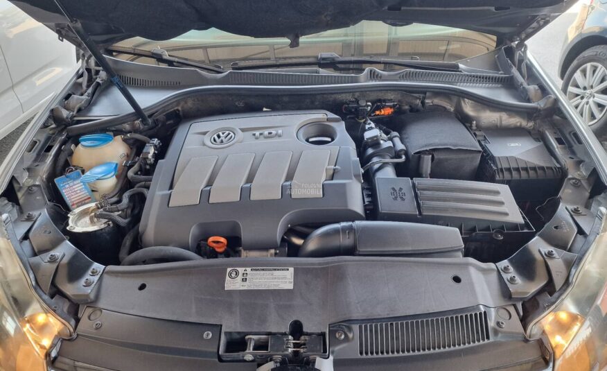Volkswagen Golf 6 1.6 TDI HIGHLINE