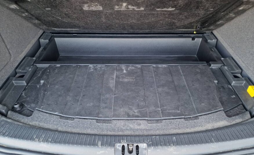 Volkswagen Touran 1.4 TSI DSG metan