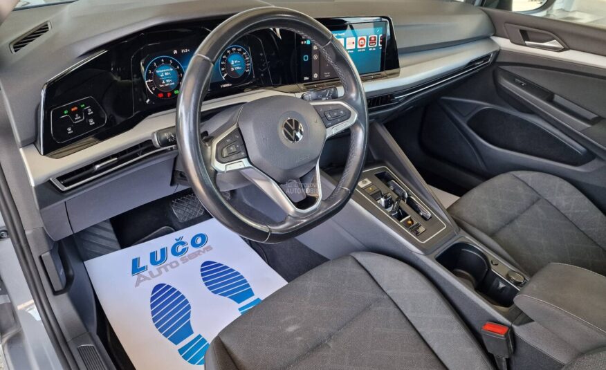 Volkswagen Golf 8 1.5 TGI