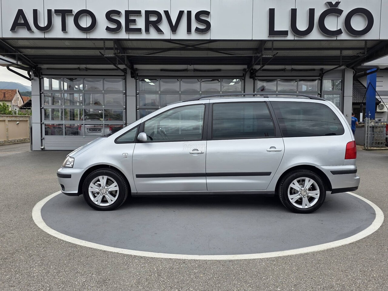 Seat Alhambra 2.0 TDI s e rvisiran