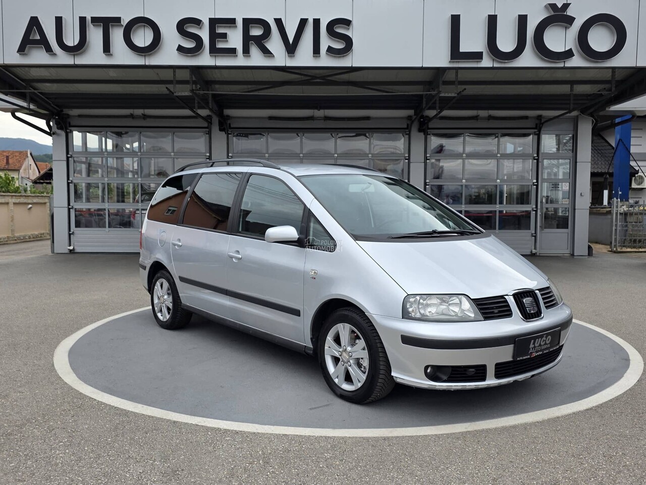 Seat Alhambra 2.0 TDI s e rvisiran