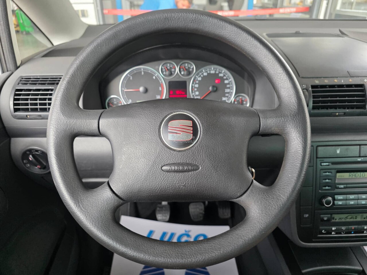 Seat Alhambra 2.0 TDI s e rvisiran