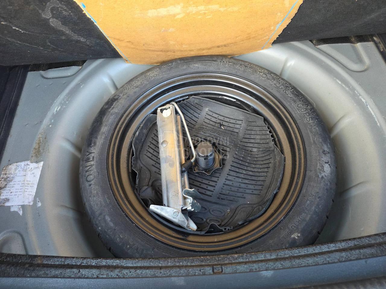 Volkswagen Golf Plus 1.6 TDI  105 k s