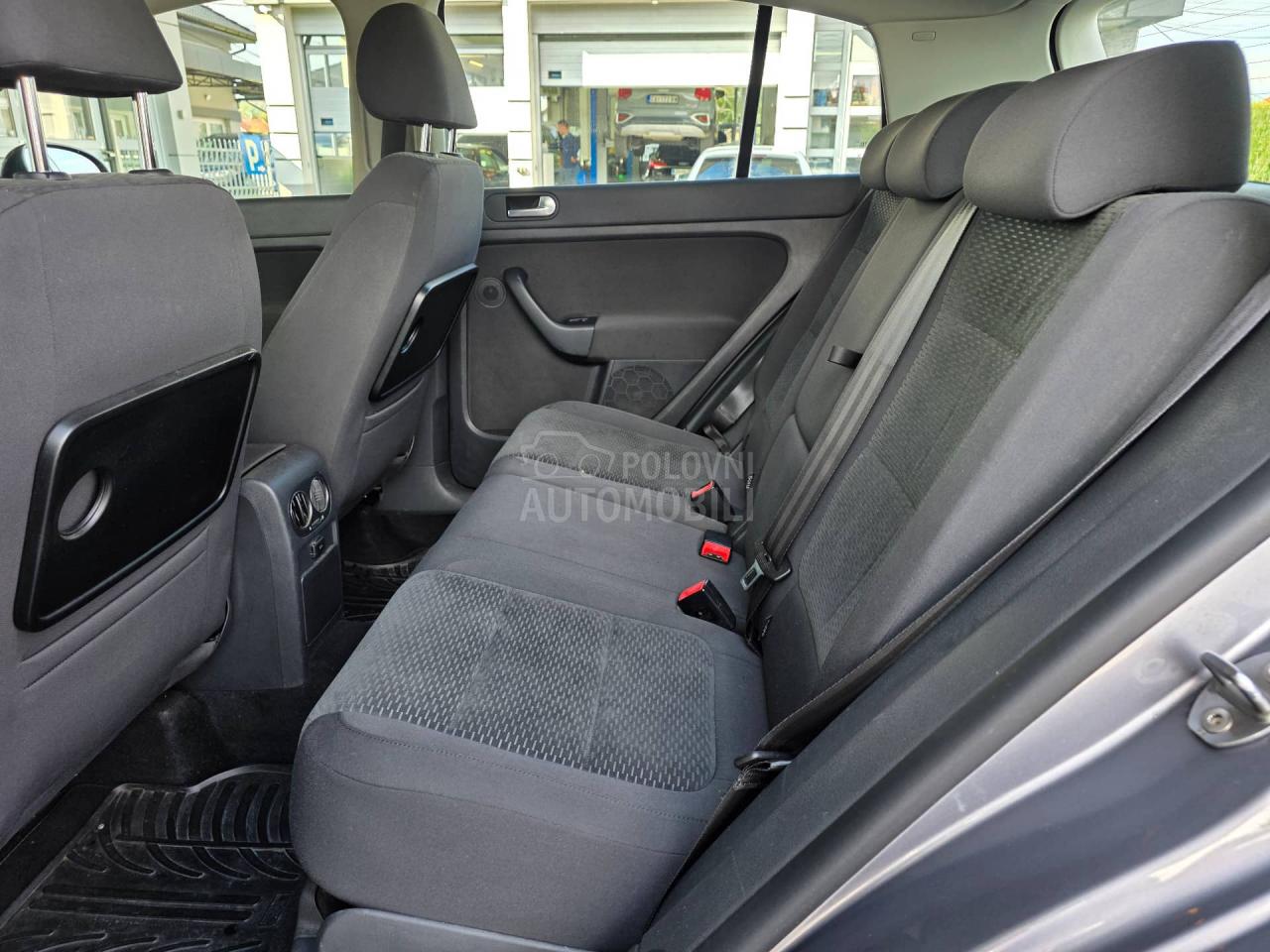 Volkswagen Golf Plus 1.6 TDI  105 k s