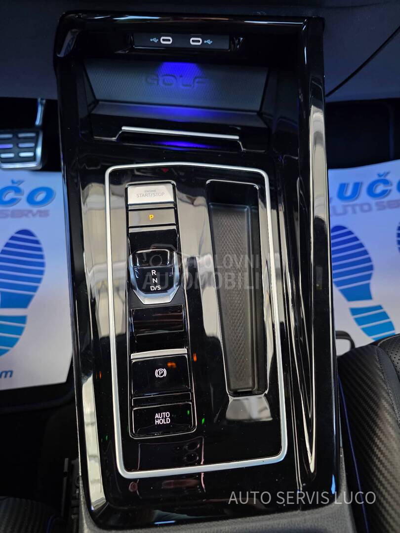 Volkswagen Golf 8 2.0 TSI R DSG 4WD Ak