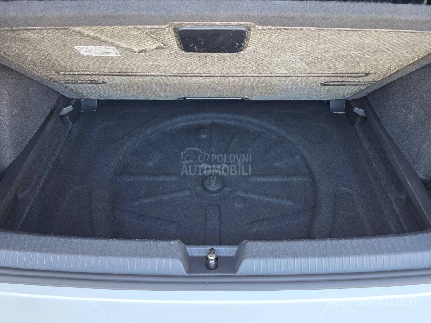 Volkswagen Golf 8 2.0 TSI R DSG 4WD Ak