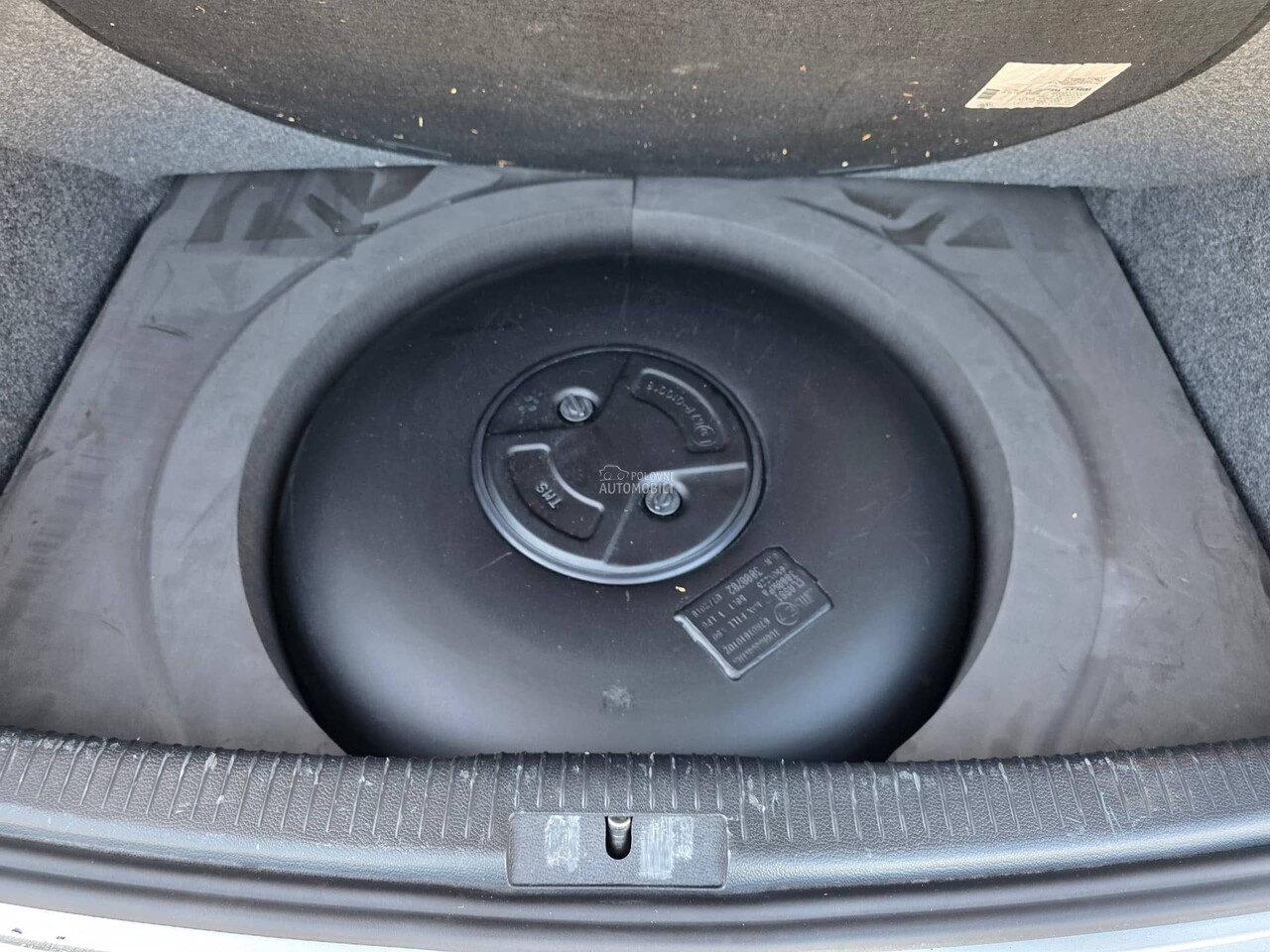 Volkswagen Golf 5 1.6b g a s A test