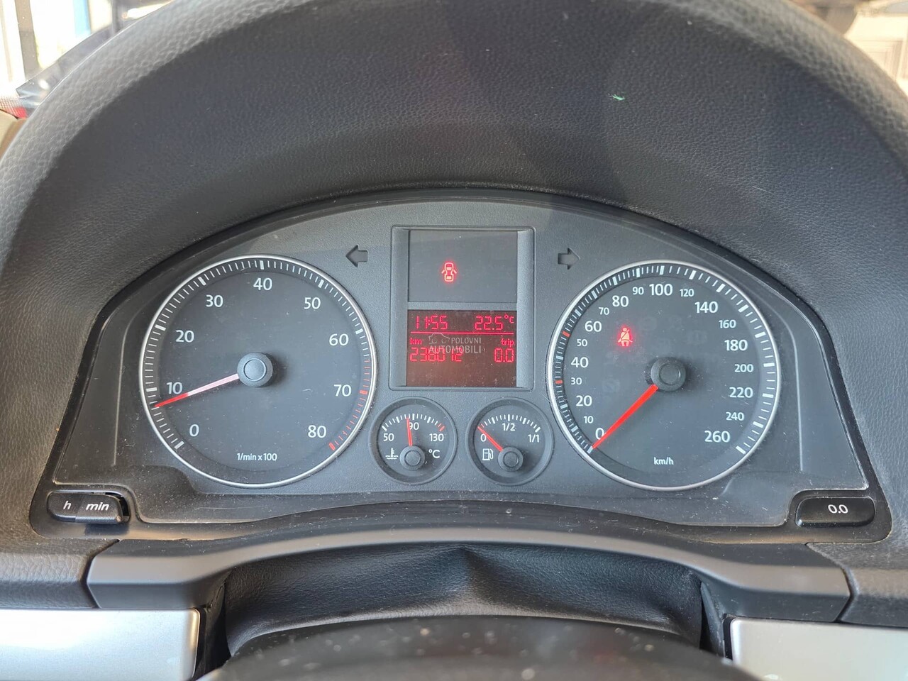 Volkswagen Golf 5 1.6b g a s A test