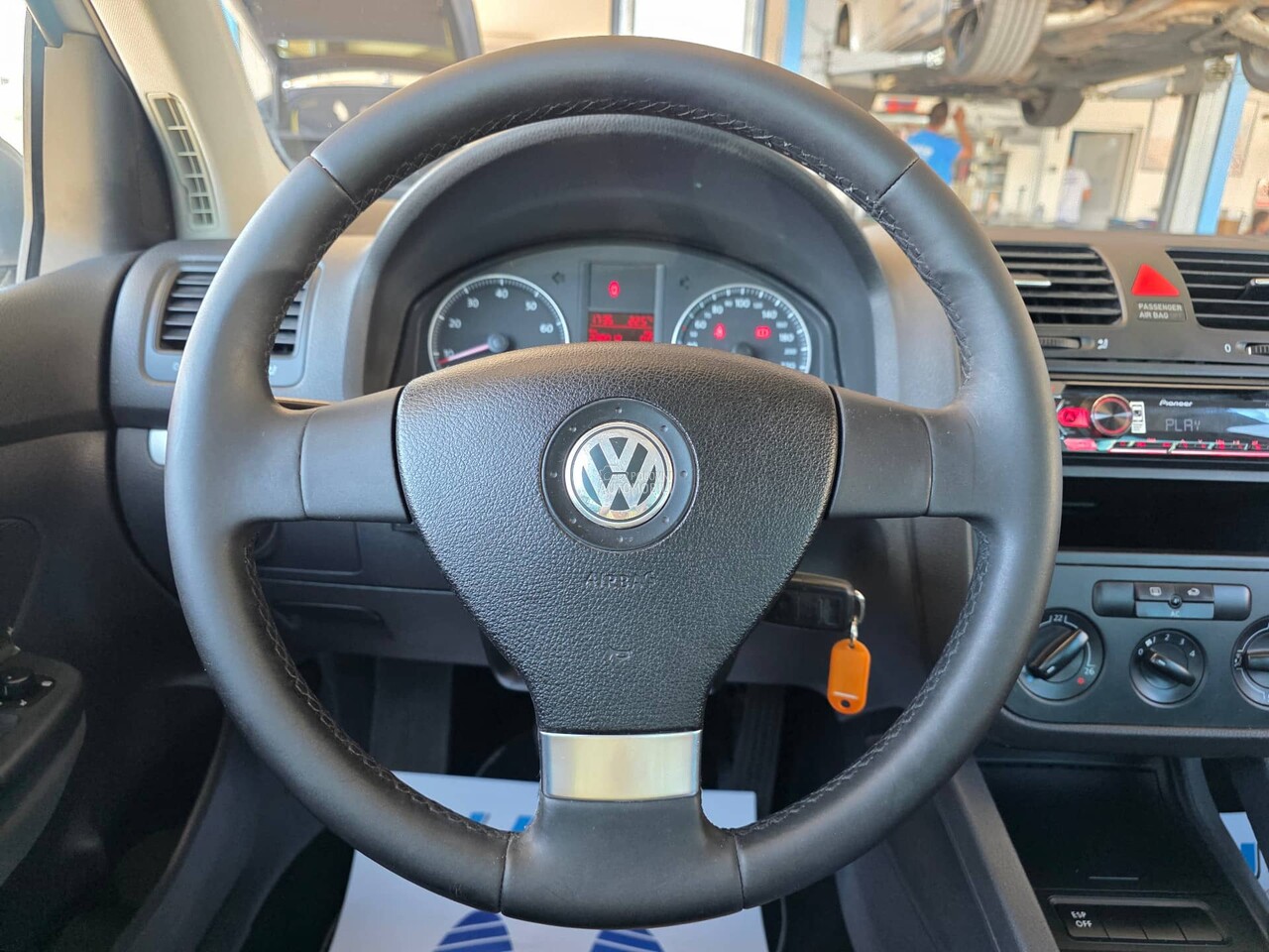 Volkswagen Golf 5 1.6b g a s A test