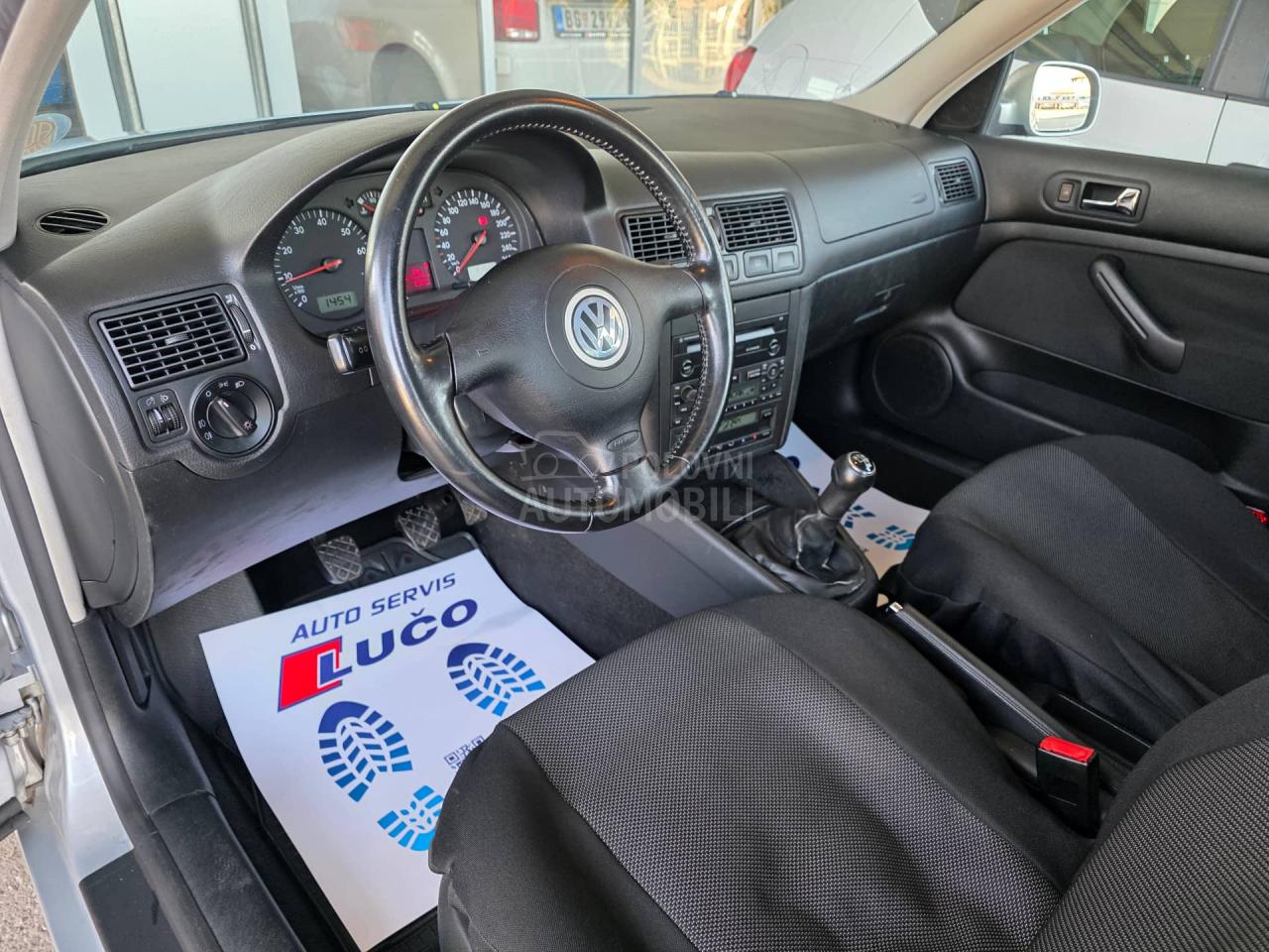 Volkswagen Golf 4 1.6b 83 k m 88 god