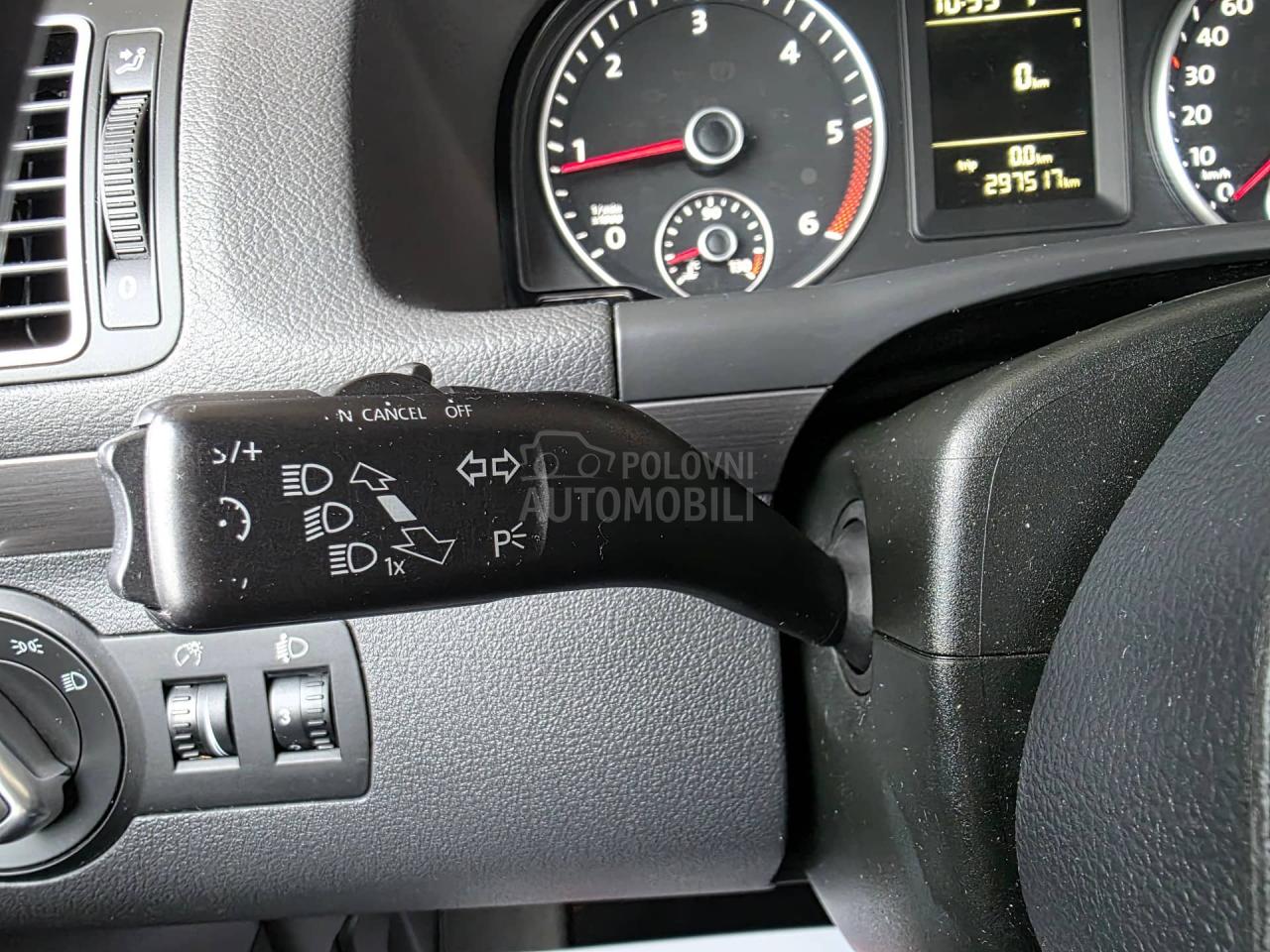 Volkswagen Touran 1.6 TDI DSG 7 sed