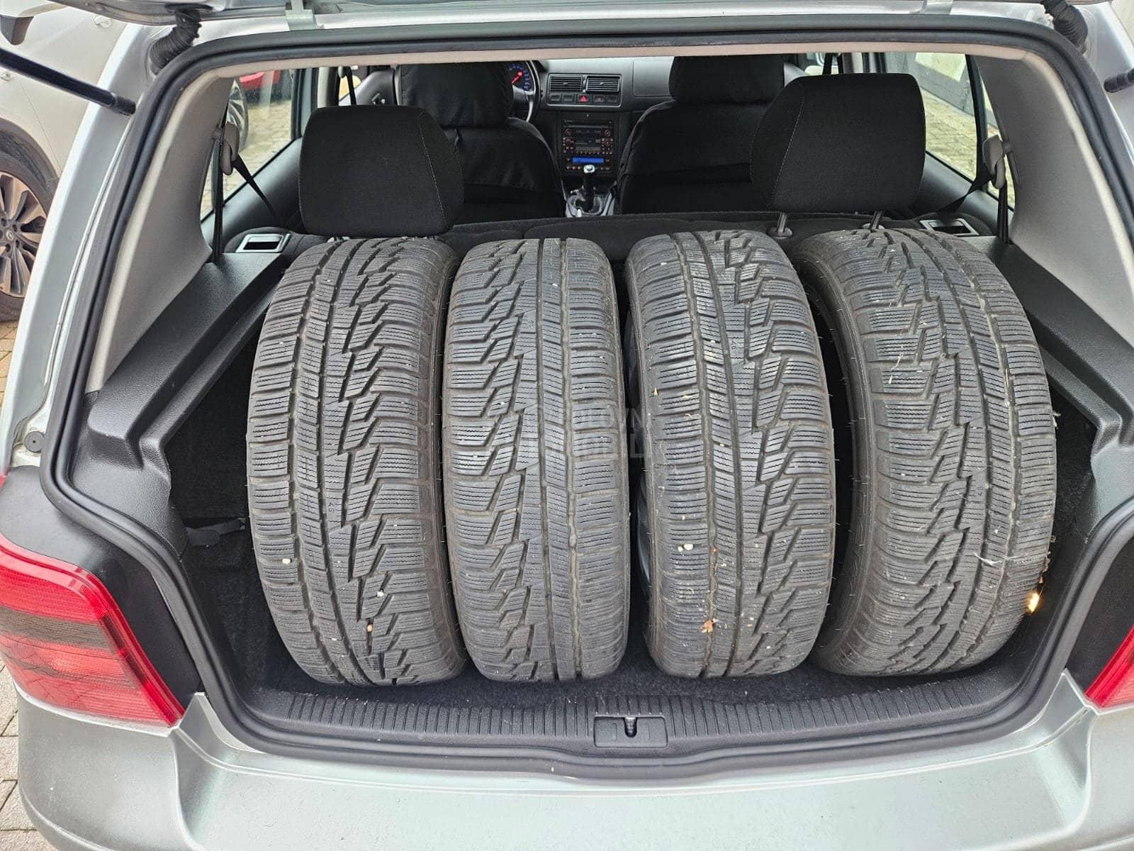 Volkswagen Golf 4 1.6b 83 k m 88 god