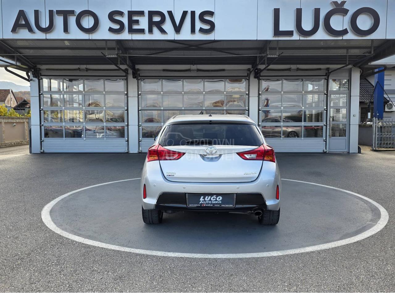 Toyota Auris 2.0 D R kamera