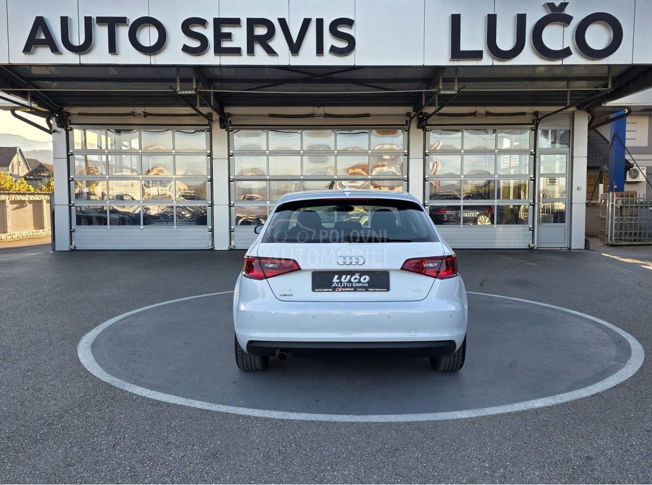 Audi A3 1.6 TDI S TRONIC/LED