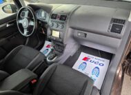 Volkswagen Touran 1.6 TDI DSG 7 sed