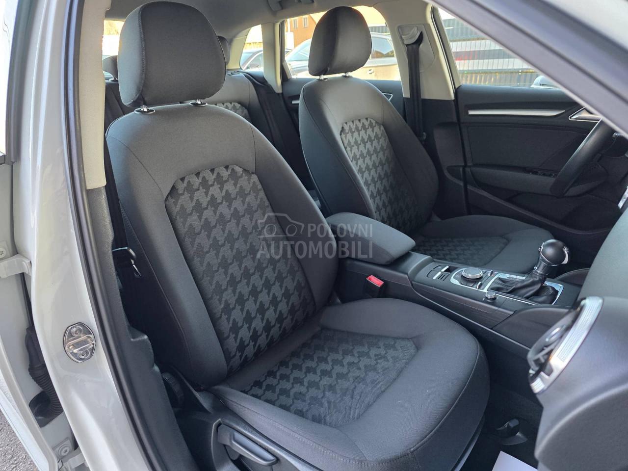 Audi A3 1.6 TDI S TRONIC/LED