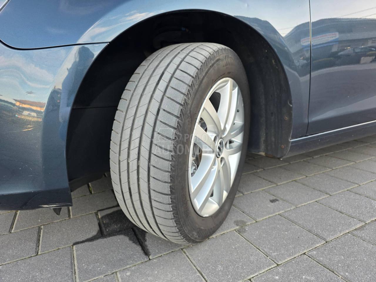 Volkswagen Golf 6 1.4 TSI hajline/serv