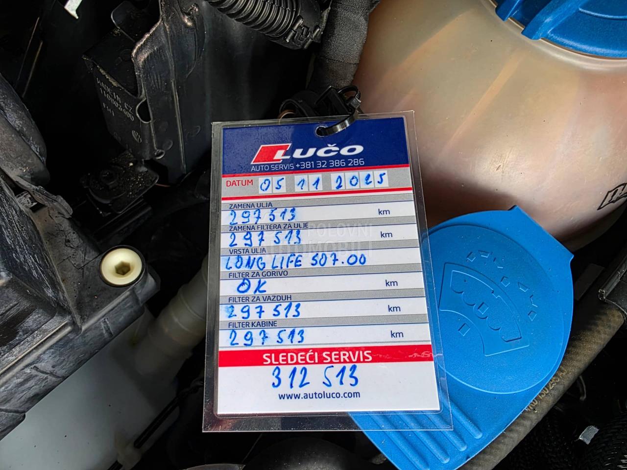 Volkswagen Touran 1.6 TDI DSG 7 sed